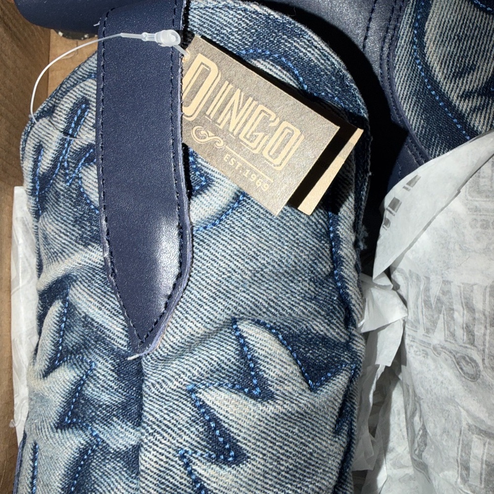 Dingo Women's Tipsy Blue and Tan Heeled Boots - New - Picture 6 of 9